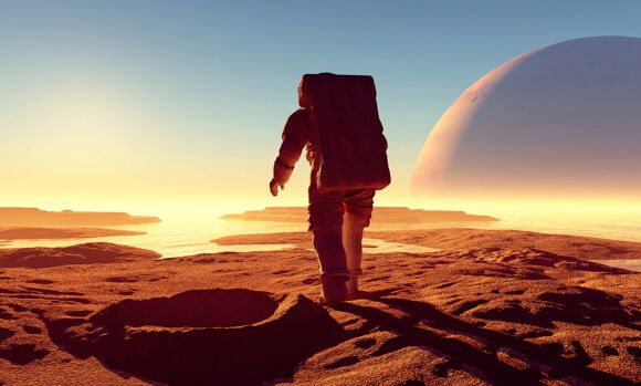 http://cdn.singularityhub.com/wp-content/uploads/2014/10/space-exploration-extinction-insurance-1.jpg