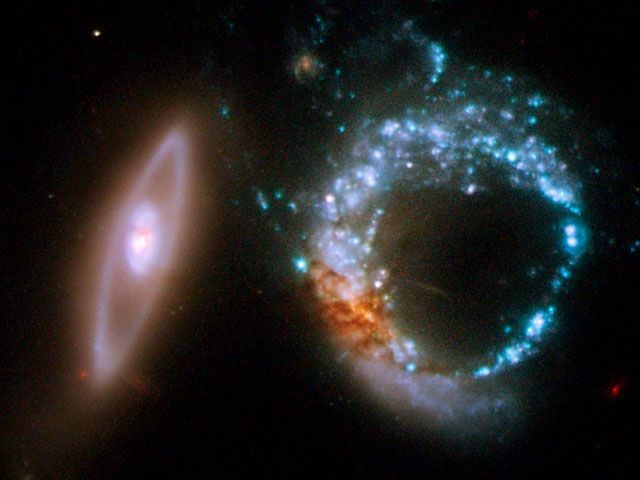 Interactinggalaxiesarp147