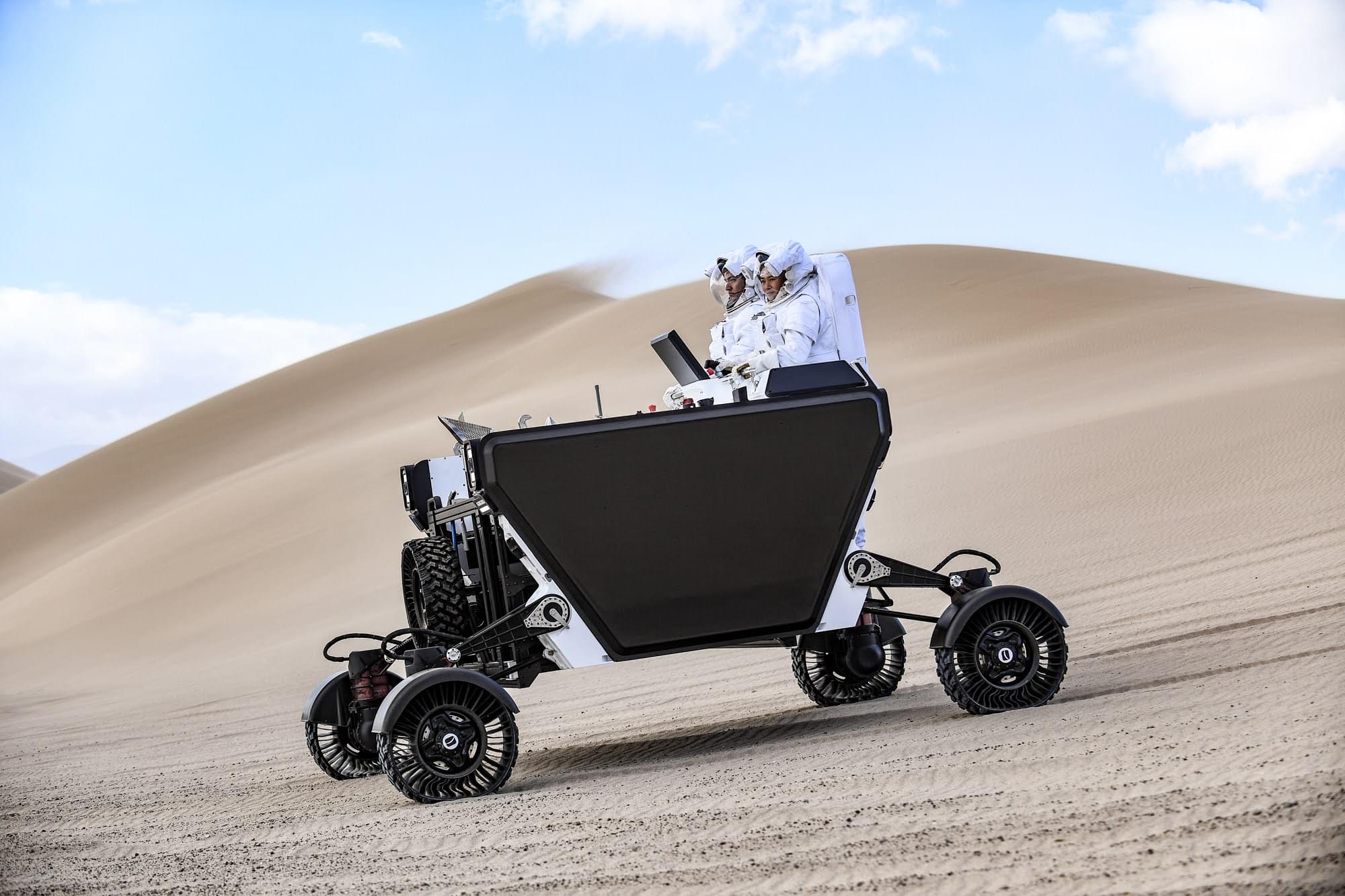 Texas space firm developing construction tools for rovers to build moon ...