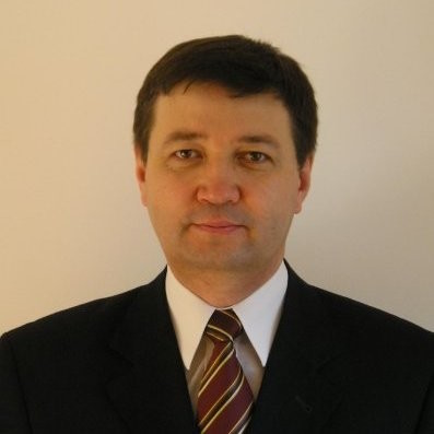 Professor Eden Mamut