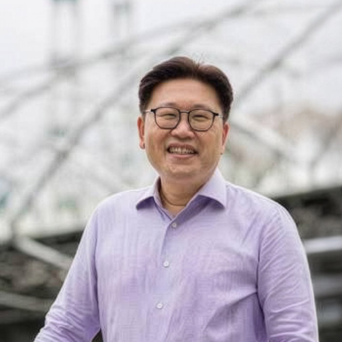Dr. Hisham Badaruddin