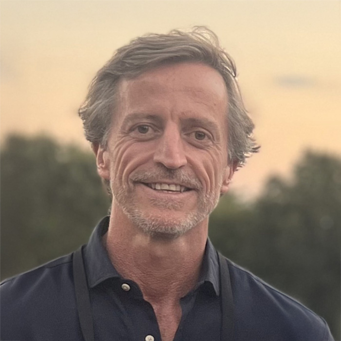 Javier Ram&iacute;rez Sabau, MBA