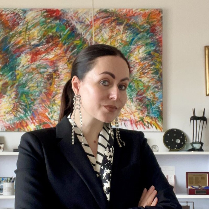 Dr. Kateryna Ostrovska