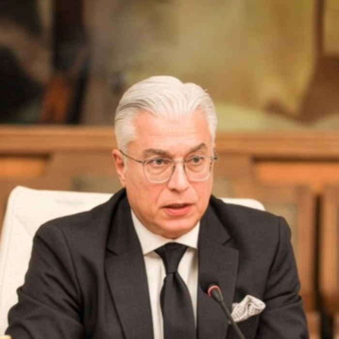 Dr. Rida Khadra