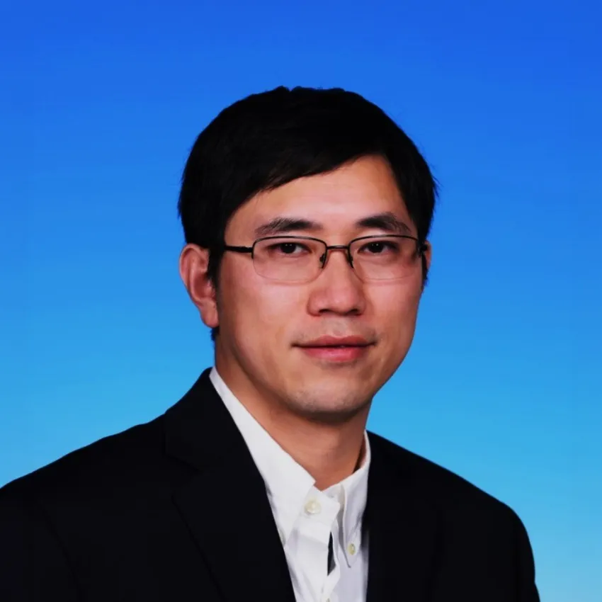 Professor Yaling Liu